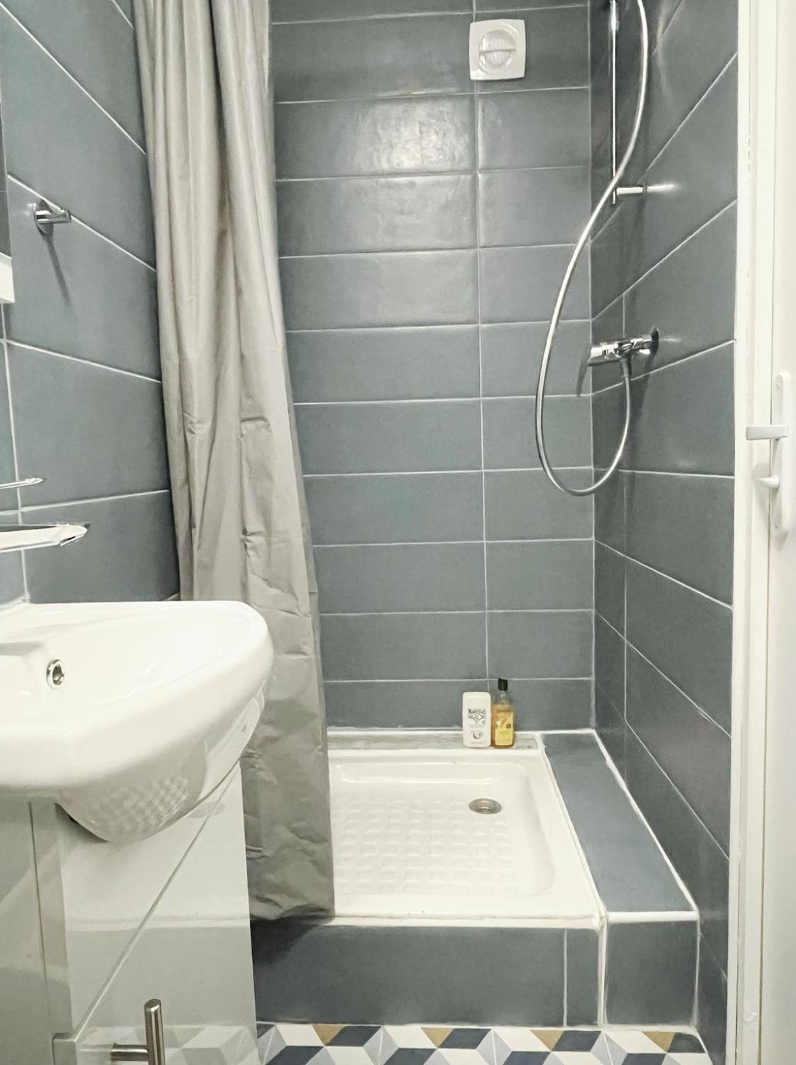 Charmant studio neuf proche de paris Bagnolet Esterno foto